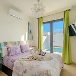 Casa Maurizio - Heated Pool, Hot Tub & Hammam *