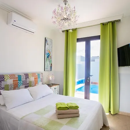 Casa Maurizio - Heated Pool, Hot Tub & Hammam Вилла