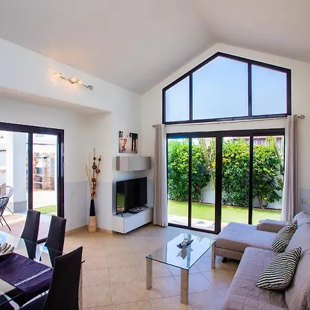 Casa Maurizio - Heated Pool, Hot Tub & Hammam *