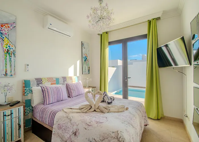 Casa Maurizio - Heated Pool, Hot Tub & Hammam *